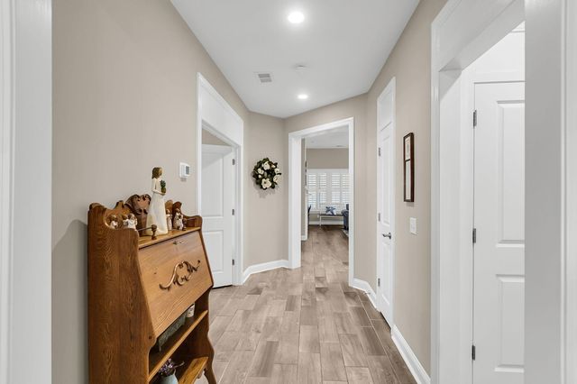 108 Blackbird Loop, Summerville, SC 29483