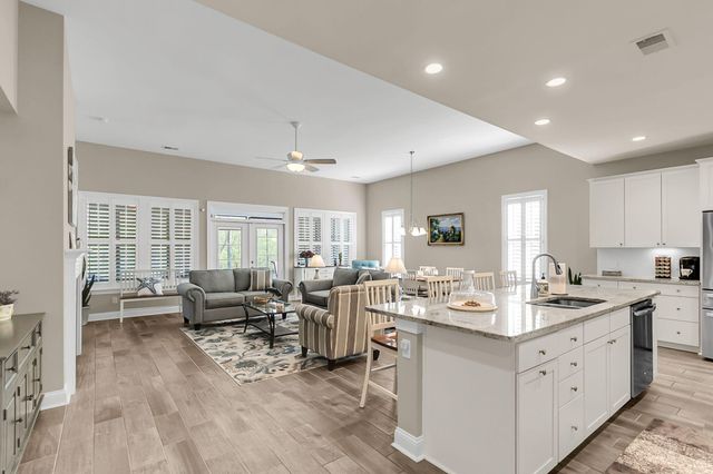 108 Blackbird Loop, Summerville, SC 29483