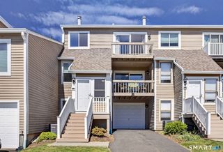 722 Robert Frost Drive 722, Branford, CT 06405