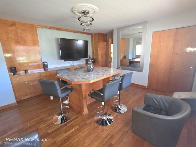 77 Elmview Court, Saginaw, MI 48602