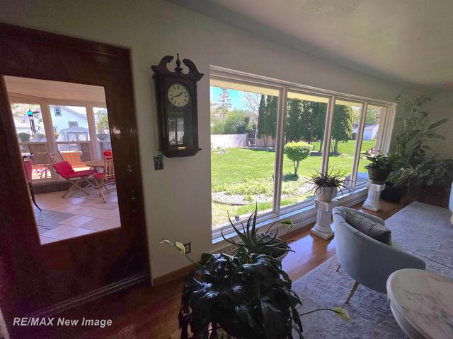 77 Elmview Court, Saginaw, MI 48602
