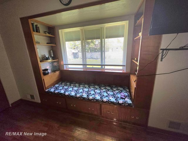 77 Elmview Court, Saginaw, MI 48602