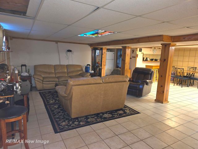 77 Elmview Court, Saginaw, MI 48602