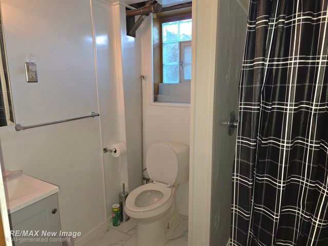 77 Elmview Court, Saginaw, MI 48602