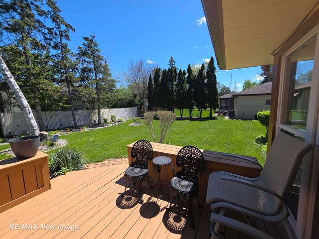 77 Elmview Court, Saginaw, MI 48602