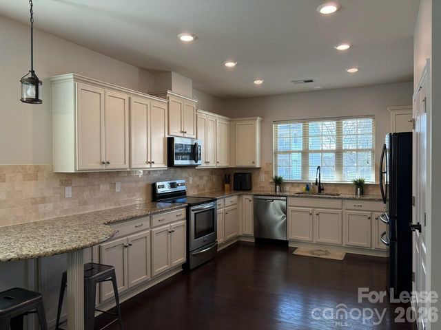 1055 Delridge Street, Waxhaw, NC 28173