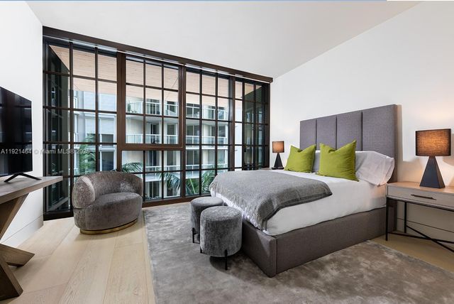 8955 Collins Ave 402, Surfside, FL 33154