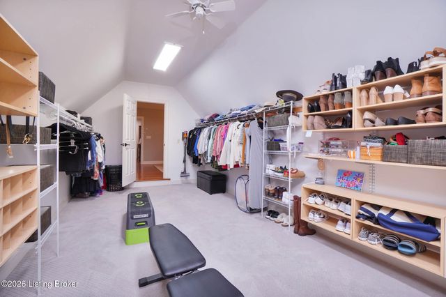 7408 Cambridge Dr, Crestwood, KY 40014