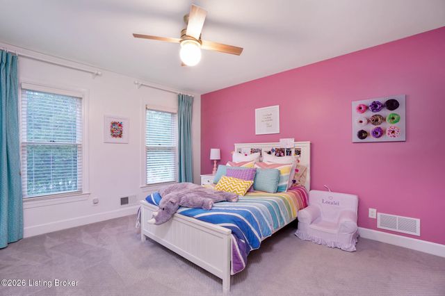 7408 Cambridge Dr, Crestwood, KY 40014