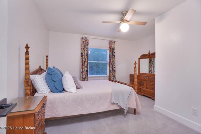 7408 Cambridge Dr, Crestwood, KY 40014
