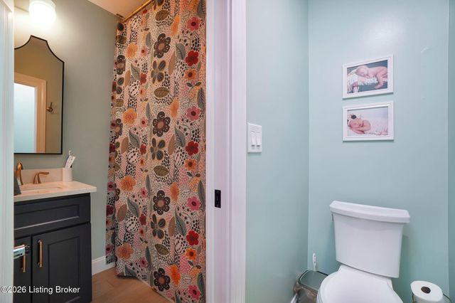 7408 Cambridge Dr, Crestwood, KY 40014