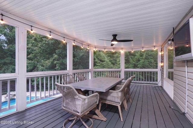 7408 Cambridge Dr, Crestwood, KY 40014