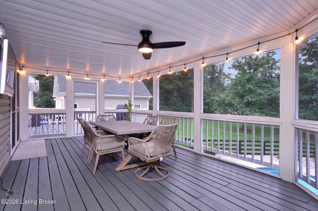 7408 Cambridge Dr, Crestwood, KY 40014