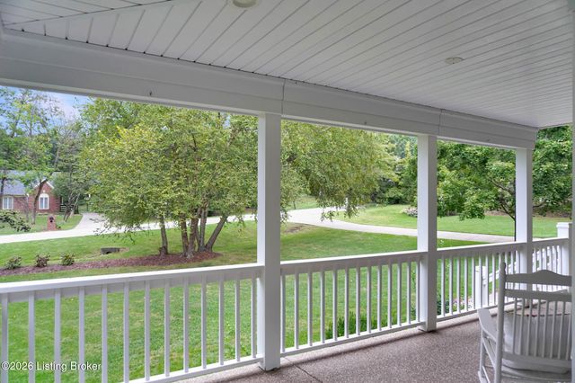 7408 Cambridge Dr, Crestwood, KY 40014