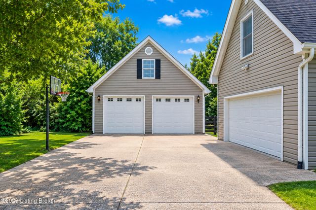 7408 Cambridge Dr, Crestwood, KY 40014