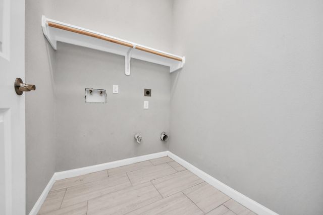 4013 Elmwood Street, Houston, TX 77051