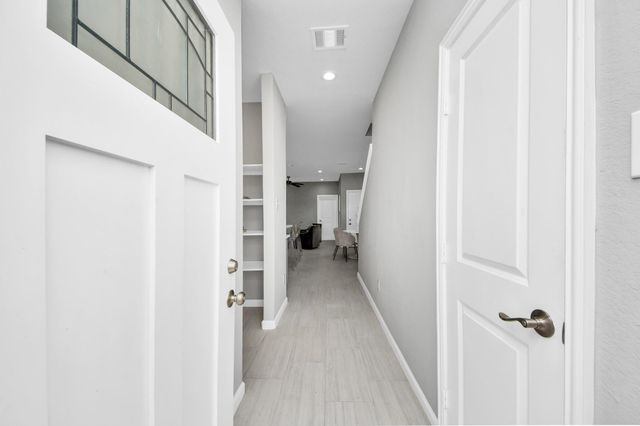 4013 Elmwood Street, Houston, TX 77051