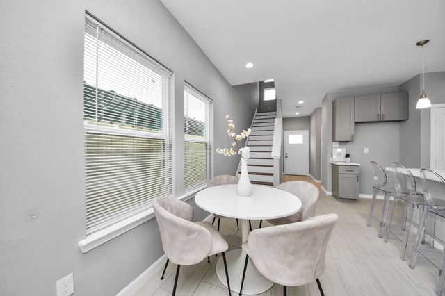 4013 Elmwood Street, Houston, TX 77051