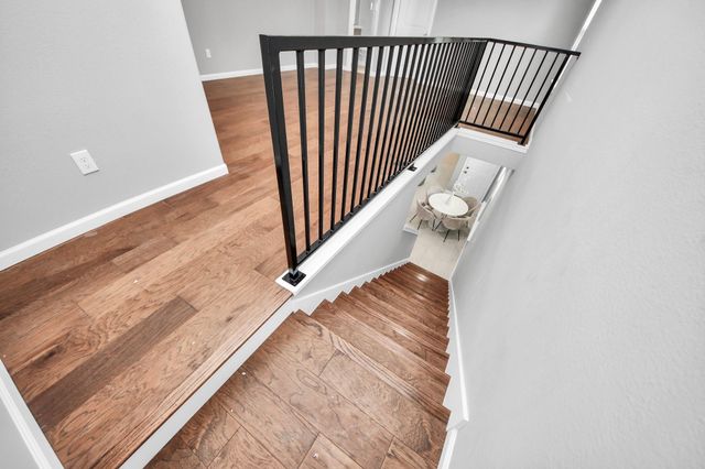 4013 Elmwood Street, Houston, TX 77051