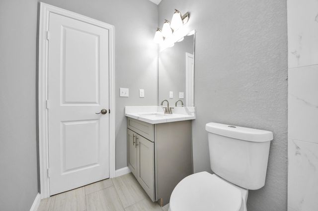 4013 Elmwood Street, Houston, TX 77051