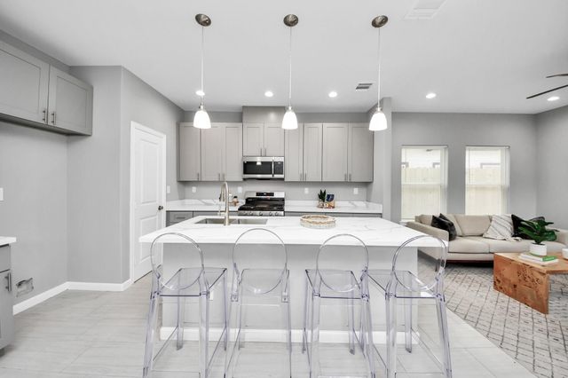 4013 Elmwood Street, Houston, TX 77051