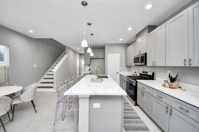 4013 Elmwood Street, Houston, TX 77051