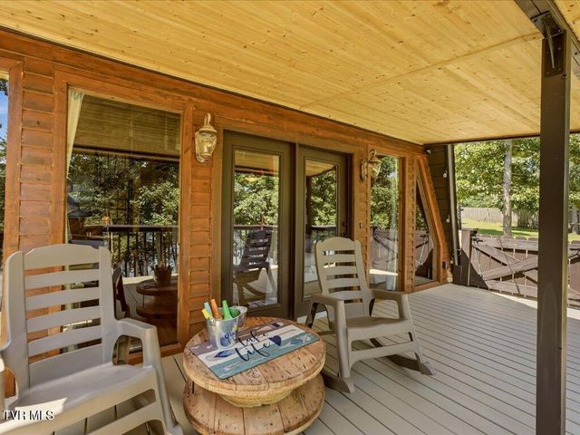 213 Petty Lane, Mooresburg, TN 37811