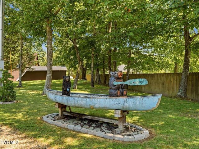 213 Petty Lane, Mooresburg, TN 37811