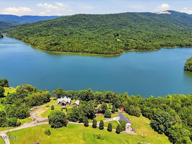 213 Petty Lane, Mooresburg, TN 37811