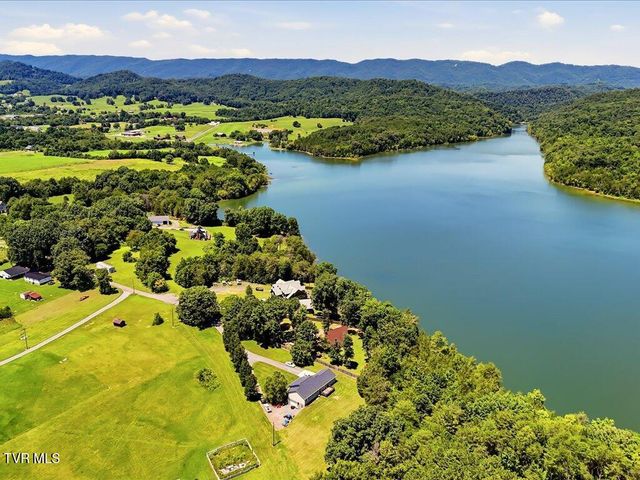 213 Petty Lane, Mooresburg, TN 37811