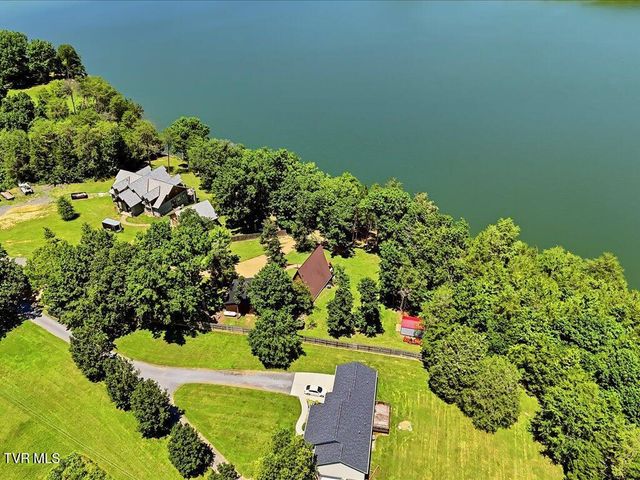 213 Petty Lane, Mooresburg, TN 37811