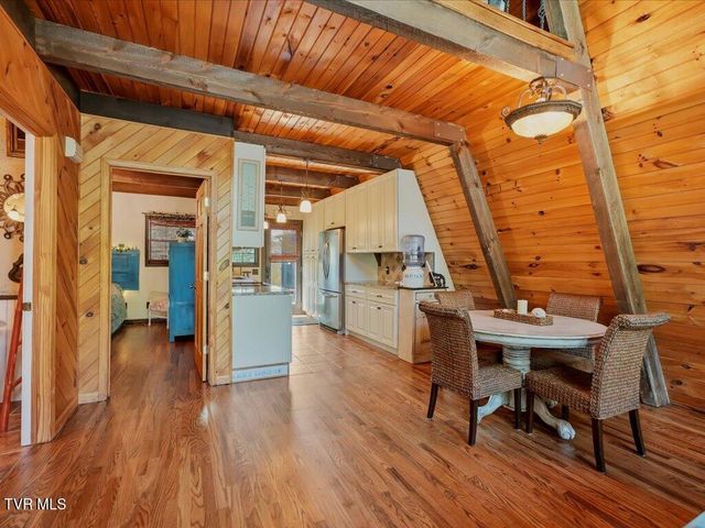 213 Petty Lane, Mooresburg, TN 37811