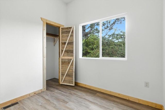 756 State Highway M, Niangua, MO 65713