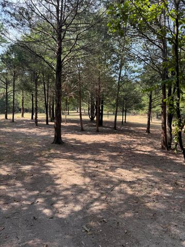 756 State Highway M, Niangua, MO 65713