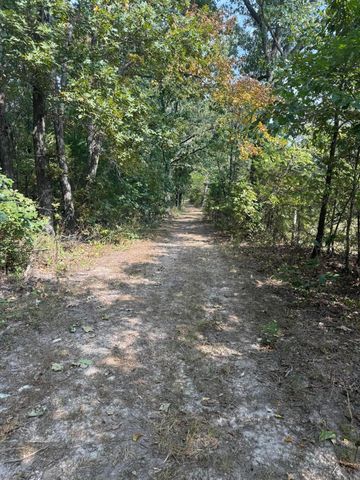 756 State Highway M, Niangua, MO 65713