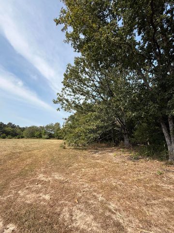 756 State Highway M, Niangua, MO 65713