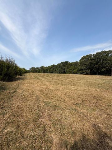 756 State Highway M, Niangua, MO 65713