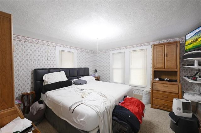 322 Arch Street, Leavenworth, KS 66048