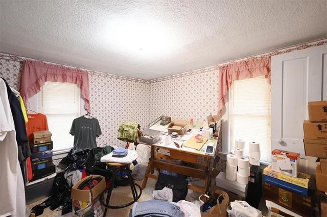 322 Arch Street, Leavenworth, KS 66048