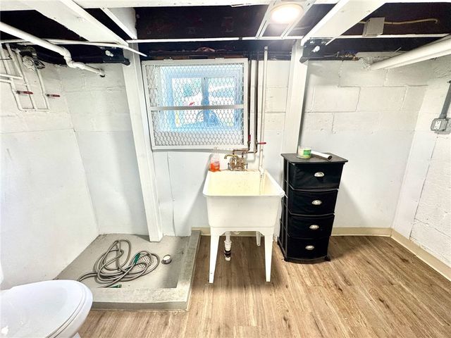 514 Ridge Ave, Chartiers, PA 15317