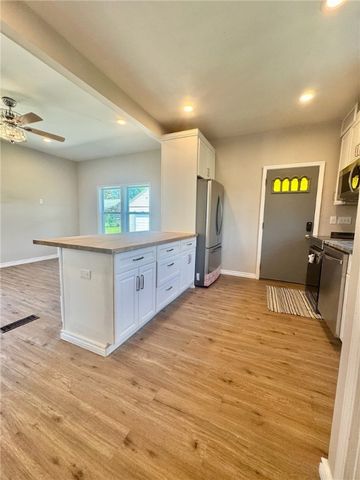 514 Ridge Ave, Chartiers, PA 15317