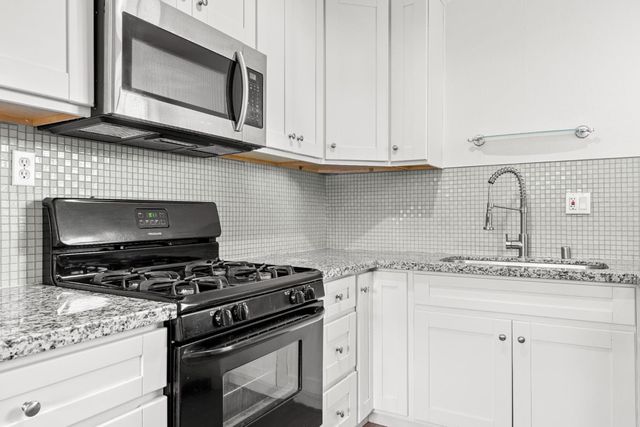 4551 Orinda Way, Sacramento, CA 95820