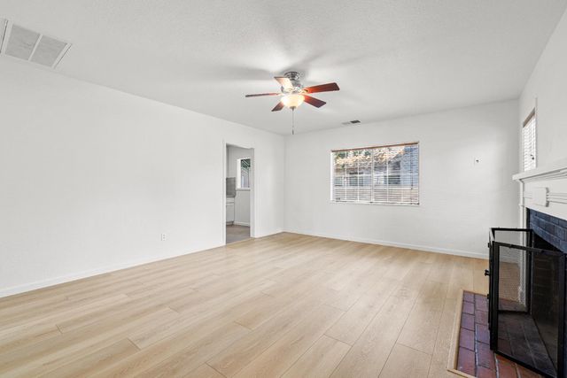 4551 Orinda Way, Sacramento, CA 95820