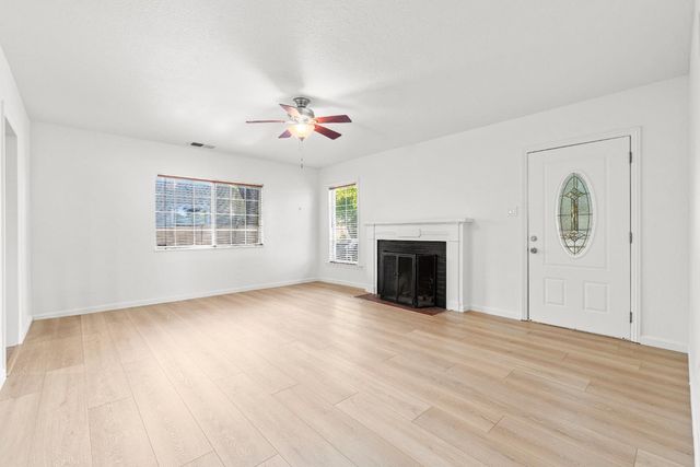 4551 Orinda Way, Sacramento, CA 95820