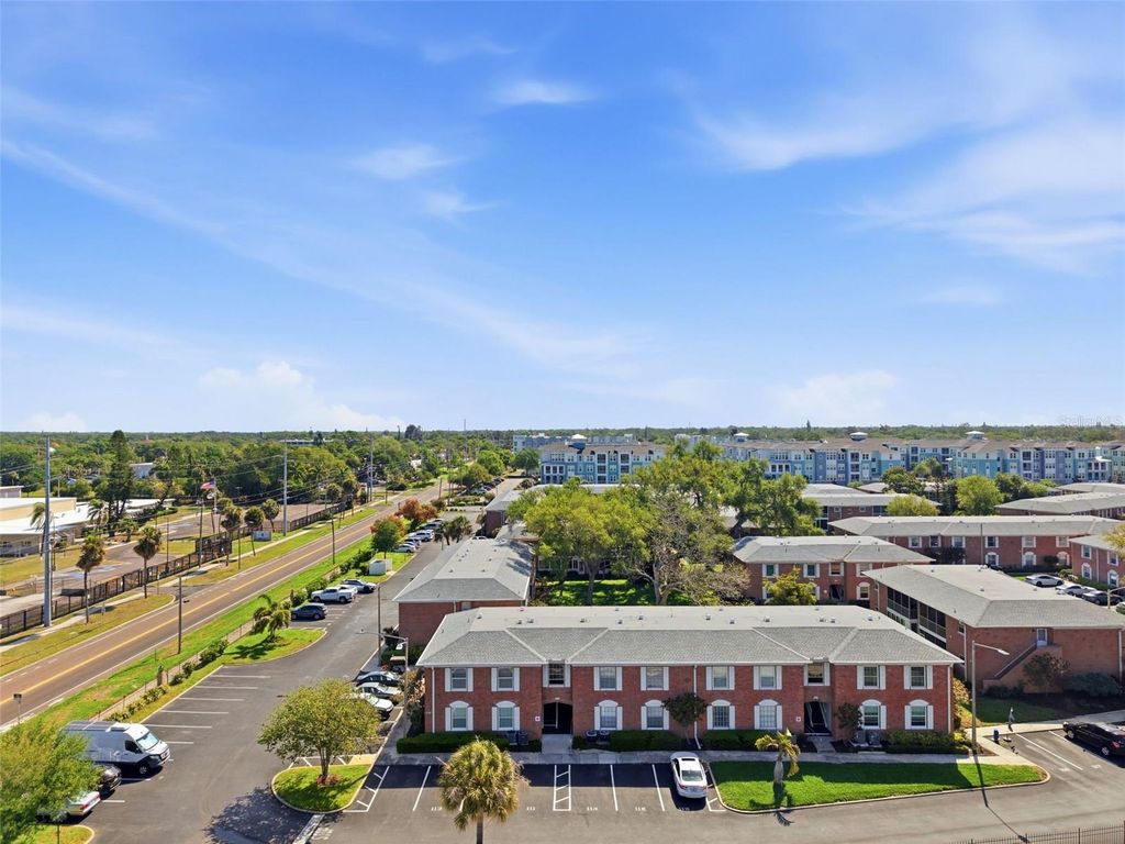 Image 35 of property listing at 3810 37TH STREET S 63, St Petersburg, FL 33711