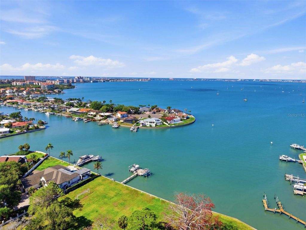 Image 41 of property listing at 3810 37TH STREET S 63, St Petersburg, FL 33711