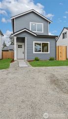 9420 S D St #2, Tacoma, WA 98444