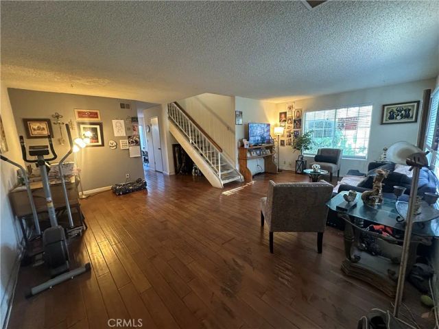 6561 Vanalden Ave 5, Reseda, CA 91335