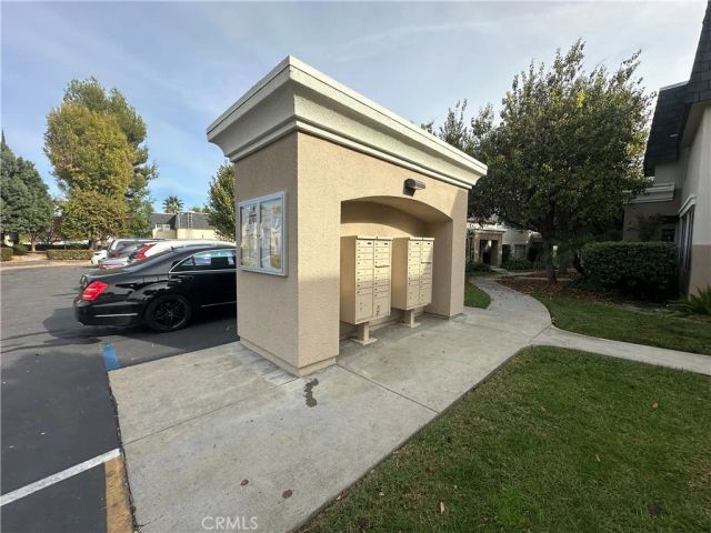 6561 Vanalden Ave 5, Reseda, CA 91335