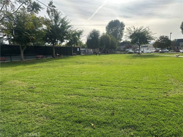 6561 Vanalden Ave 5, Reseda, CA 91335